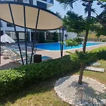 Dreamy Luxury Two-bedroom Penthouse With Special Forest, Mountain And Sea Views Lägenhet *