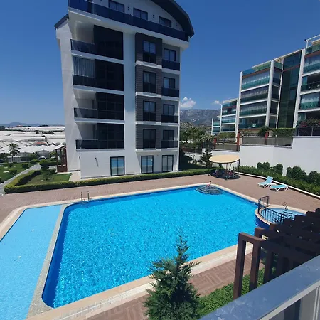 Dreamy Luxury Two-bedroom Penthouse With Special Forest, Mountain And Sea Views Lägenhet