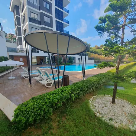 Dreamy Luxury Two-bedroom Penthouse With Special Forest, Mountain And Sea Views *