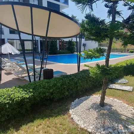 Dreamy Luxury Two-bedroom Penthouse With Special Forest, Mountain And Sea Views דירה *