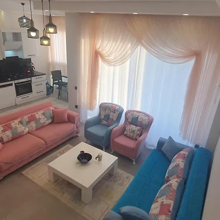Dreamy Luxury Two-bedroom Penthouse With Special Forest, Mountain And Sea Views شقة