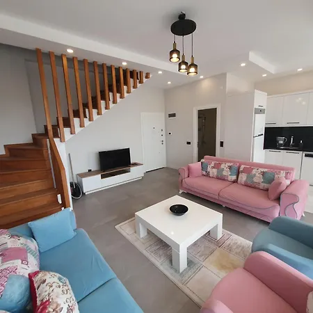 Dreamy Luxury Two-bedroom Penthouse With Special Forest, Mountain And Sea Views Διαμέρισμα